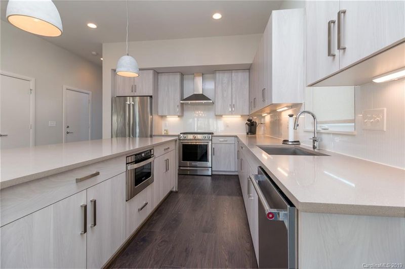 4226 Commonwealth Ave, Charlotte, NC 28205