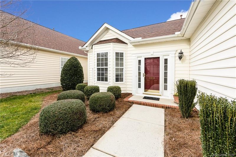 1019 Platinum Dr, Fort Mill, SC 29708