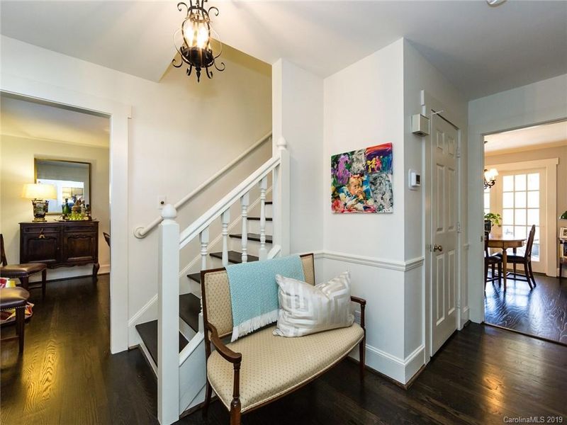 7012 Cool Springs Ln, Charlotte, NC 28226