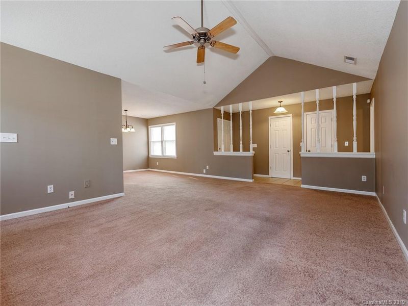 6022 Mcgregor Dr, Charlotte, NC 28227