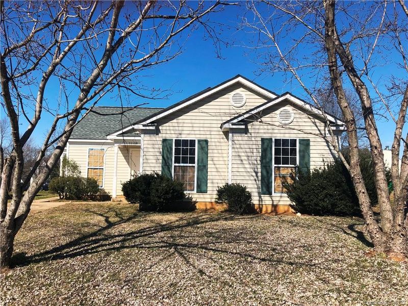 11127 White Stag Dr, Charlotte, NC 28269