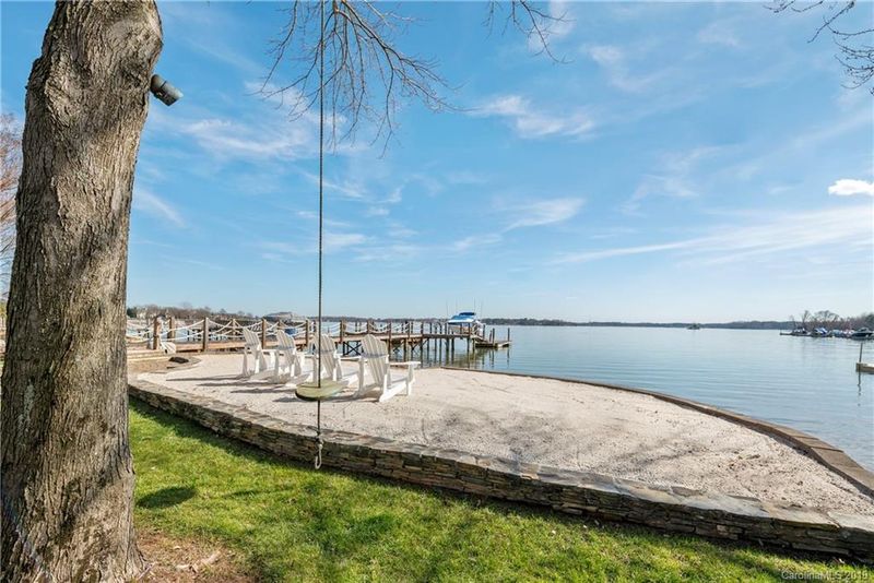 17418 Sail View Dr #133, Cornelius, NC 28031