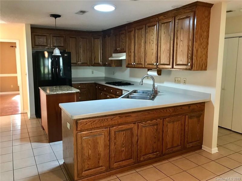 7314 Sheffingdell Dr, Charlotte, NC 28226