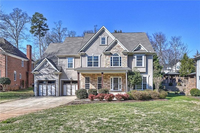 21417 Crown Lake Dr, Cornelius, NC 28031