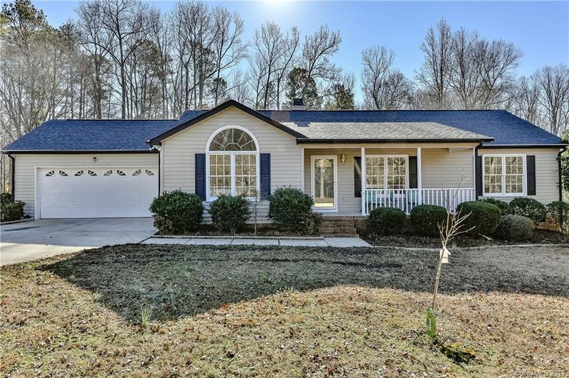 1161 Crows Nest Rd, Rock Hill, SC 29730