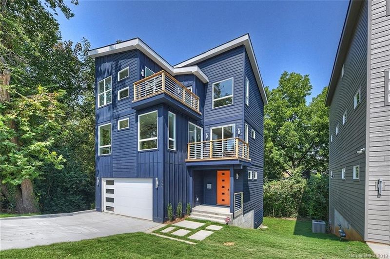 420 Wesley Heights Way, Charlotte, NC 28208