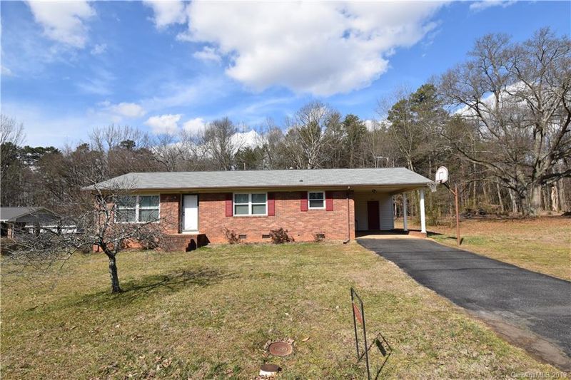 2027 Lithia Springs Rd, Lincolnton, NC 28092