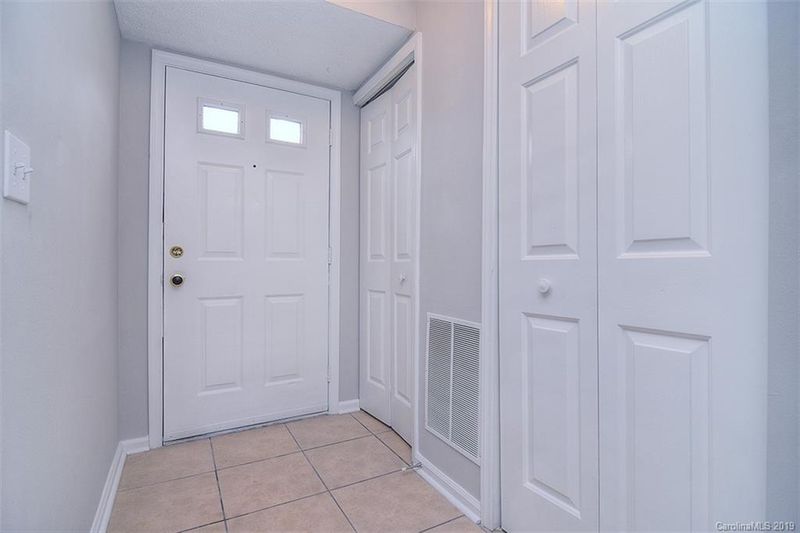 9632 Vinca Cir, Charlotte, NC 28213
