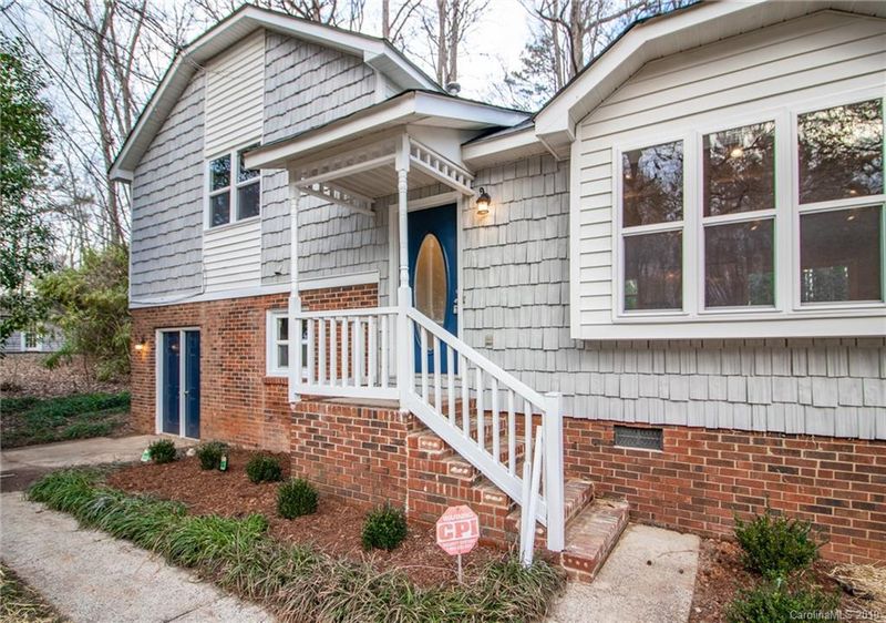 6332 Round Hill Rd #1, Charlotte, NC 28211