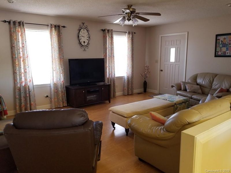 3278 Shepherd Rd, Maiden, NC 28650