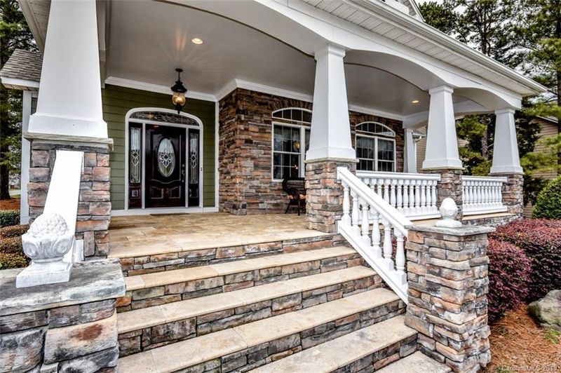 2843 Donegal Dr, Kannapolis, NC 28081
