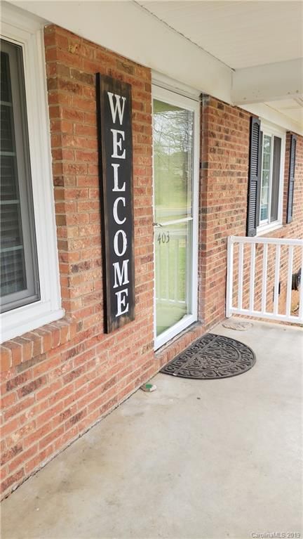 403 S Buckoak St, Stanley, NC 28164