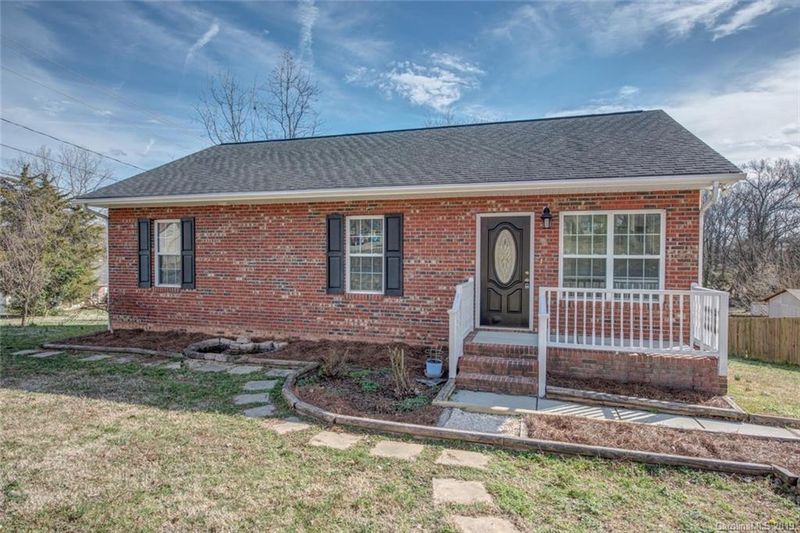 308 N 13th St, Bessemer City, NC 28016