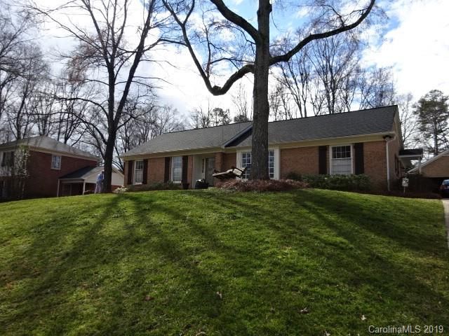 6716 Pleasant Dr, Charlotte, NC 28211