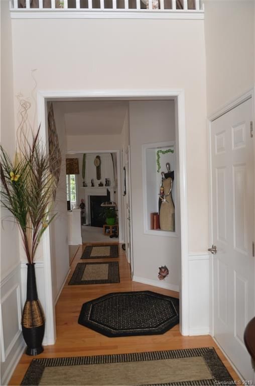 6419 Ridgeview Commons Dr, Charlotte, NC 28269