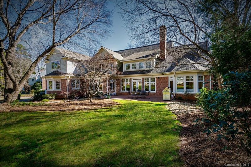 17716 River Ford Dr, Davidson, NC 28036