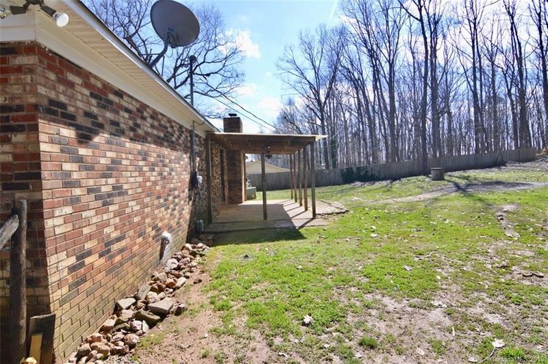 2689 Buffalo Forest Rd, Lincolnton, NC 28092