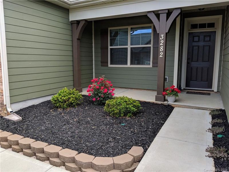3282 Lock Erne Ave, Kannapolis, NC 28081