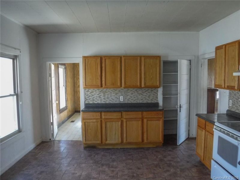307 Mcconnell St, Clover, SC 29710