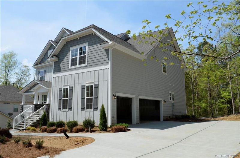 418 Ibis Ln, Clover, SC 29710