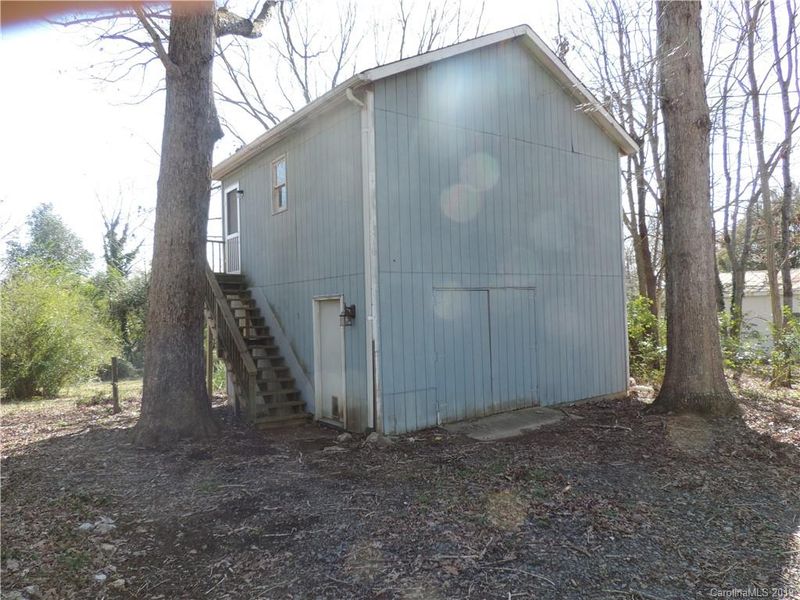 2325 Oak Grove Cir, Midland, NC 28107