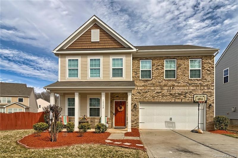 10392 Rutledge Ridge Dr, Huntersville, NC 28078