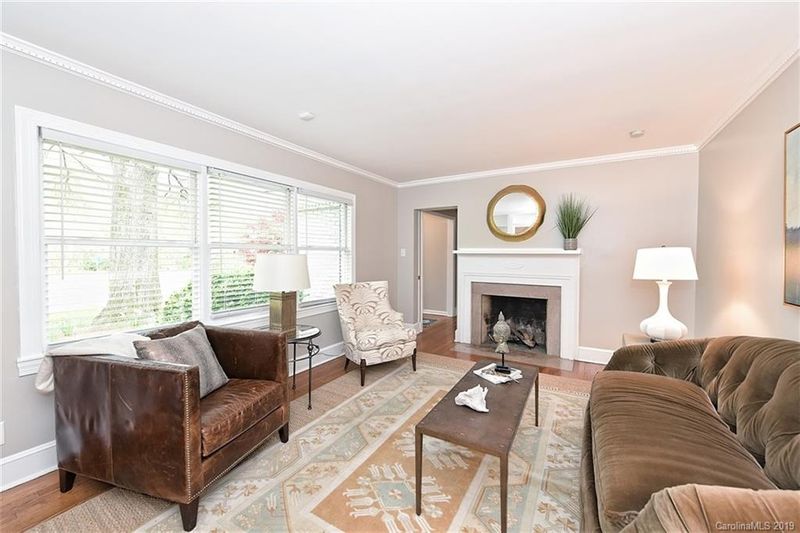 5101 Addison Dr, Charlotte, NC 28211