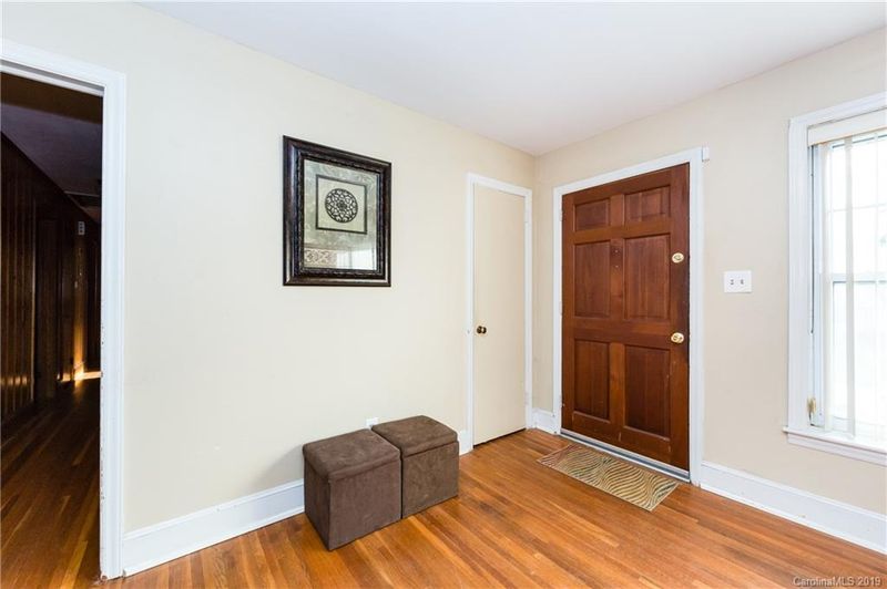 2409 Cartwright Pl, Charlotte, NC 28208