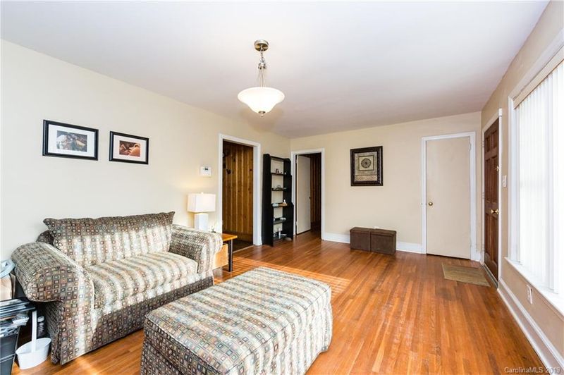2409 Cartwright Pl, Charlotte, NC 28208
