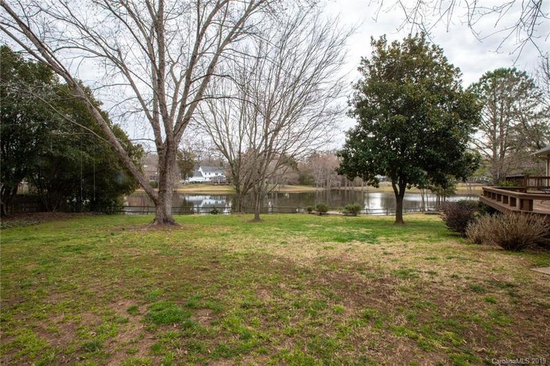 10500 Roseberry Ct, Charlotte, NC 28277