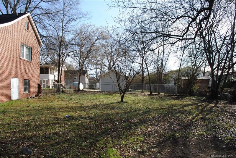 903 Juniper St, Kannapolis, NC 28081