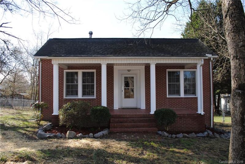 903 Juniper St, Kannapolis, NC 28081