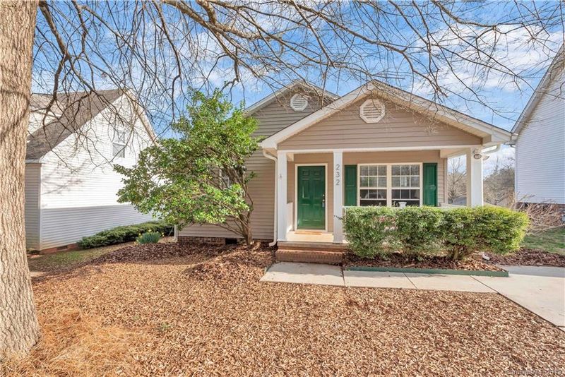 232 6th St, Belmont, NC 28012