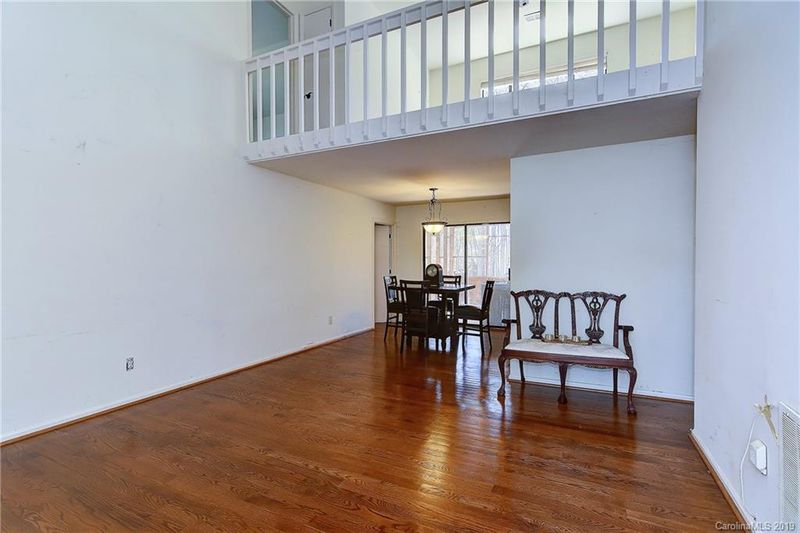 11113 Sundown Ln, Charlotte, NC 28226
