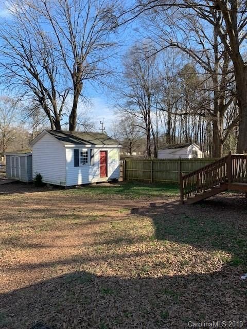 389 Scott St, Mount Holly, NC 28120