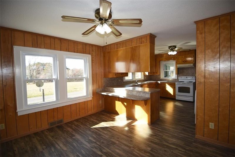 4287 Hwy 127 Hw S, Hickory, NC 28602