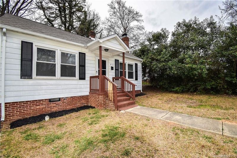 616 Robertson Ave, Charlotte, NC 28208