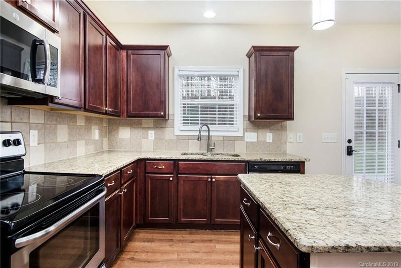 3727 Burnage Hall Rd, Harrisburg, NC 28075