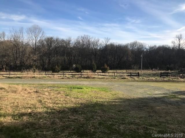 7464 Pharr Mill Rd, Harrisburg, NC 28075