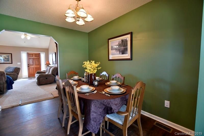 214 Quail Lakes Dr, York, SC 29745