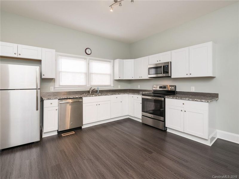103 Parkview St, Clover, SC 29710
