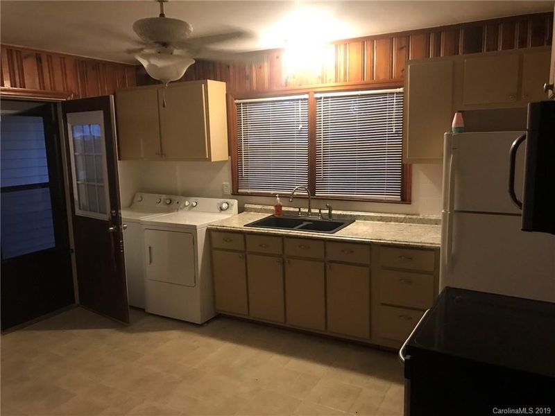 2319 Hedgewood Cir, Gastonia, NC 28052