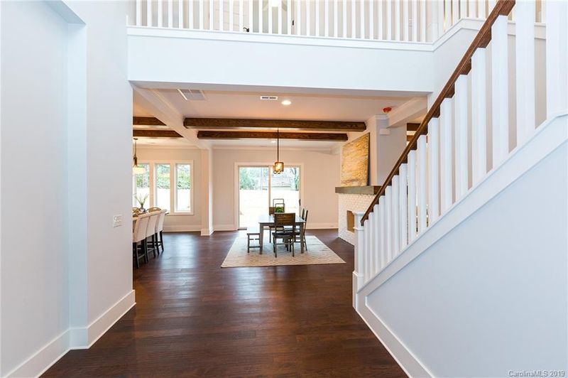 3044 Simpson Dr, Charlotte, NC 28205