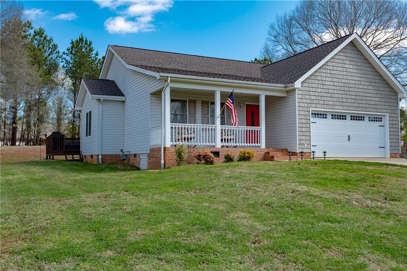 2232 Picnic Dr #24, Newton, NC 28658