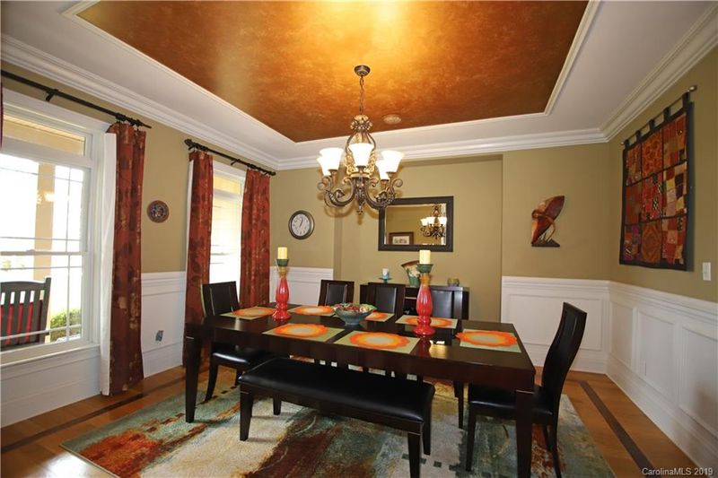 153 Summerwind Dr, Mooresville, NC 28117