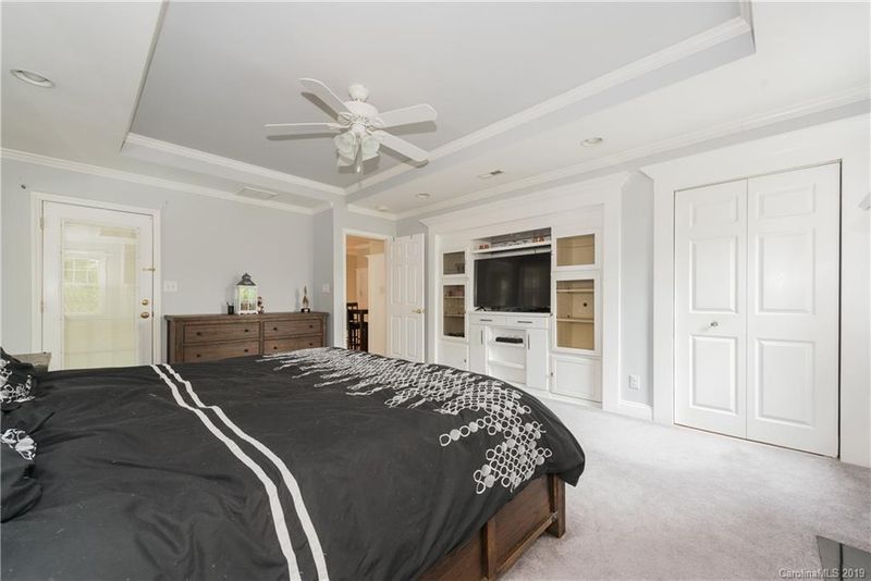 628 Walnut Point Dr, Matthews, NC 28105