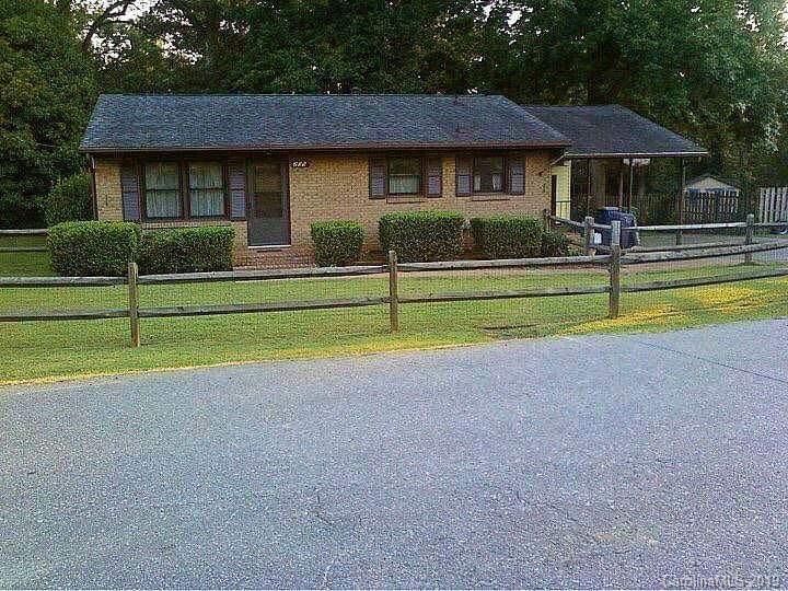 209 Nims Ave, Mount Holly, NC 28120