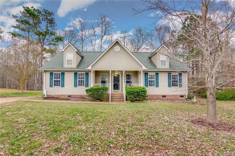 321 Quinn Rd, Clover, SC 29710