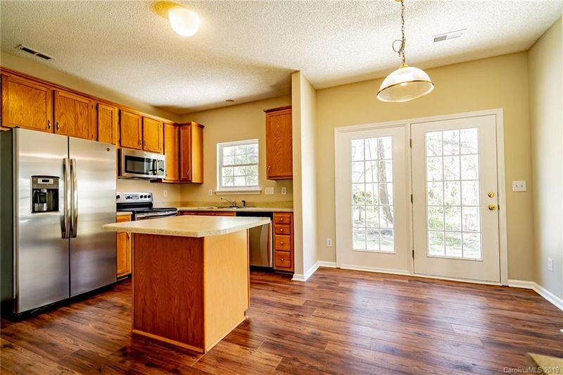 9020 Blueshot Ct, Charlotte, NC 28273