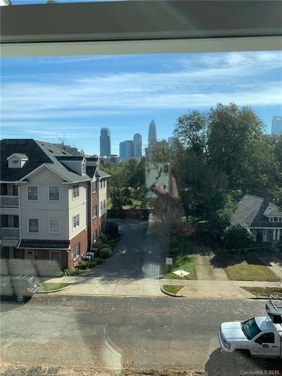 114 S Summit Ave #39, Charlotte, NC 28208